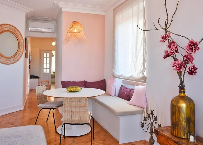 Lejlighed Private View Over *